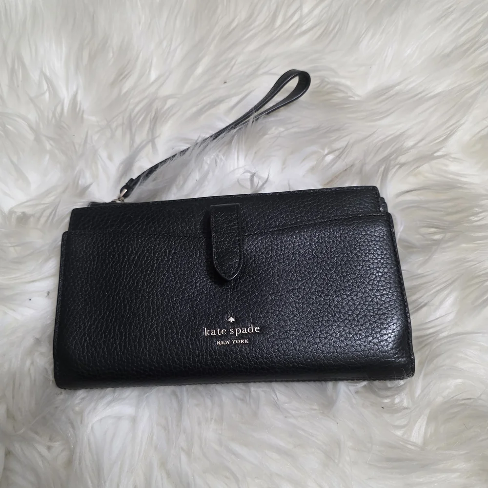 Kate Spade Black Leather Wristlet Wallet